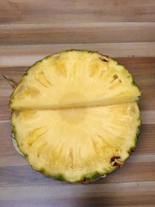 Pineapple - Super Sweet gold        Del Monte     (Costa Rican)